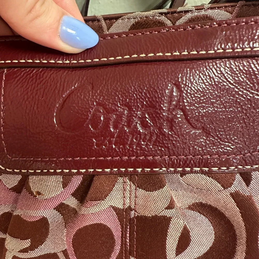 Vintage Coach Gallery Signature East West Tote Burgundy Patent Leather F13762 - Picture 3 of 16